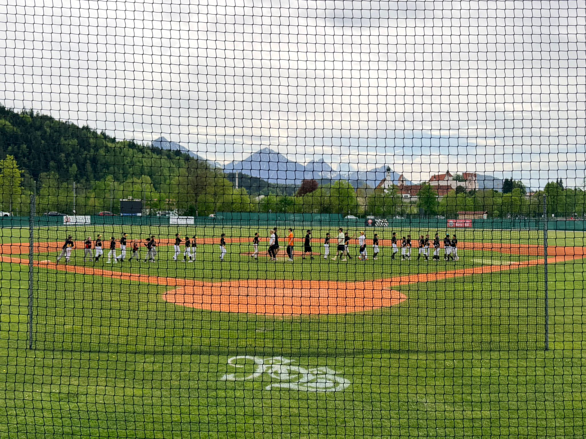 Traumhafte Kulisse am Platz in Füssen