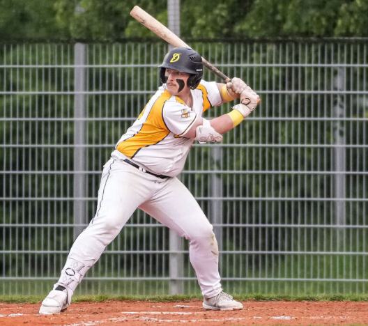 Aodhan-Queen wartet auf den Pitch.